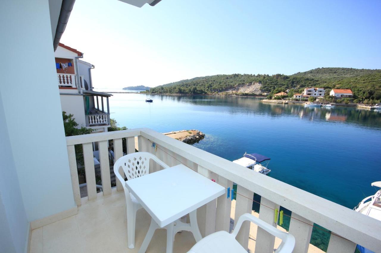 Apartments And Rooms By The Sea Zaglav, Dugi Otok - 8144 Sali Exterior foto