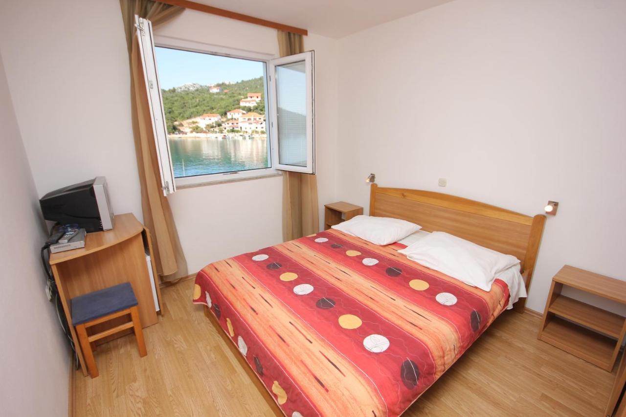 Apartments And Rooms By The Sea Zaglav, Dugi Otok - 8144 Sali Exterior foto